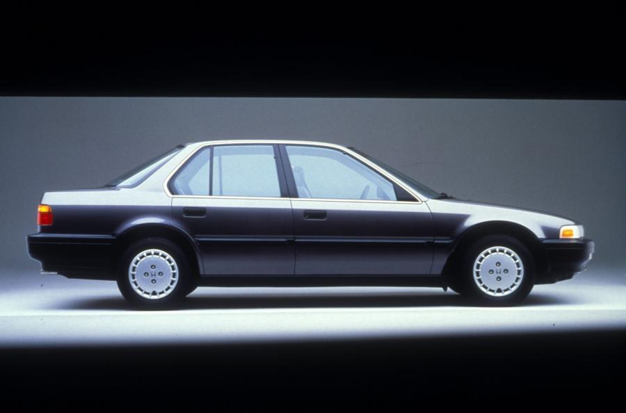  Honda Accord 1990 года  (фото 28 из 29)